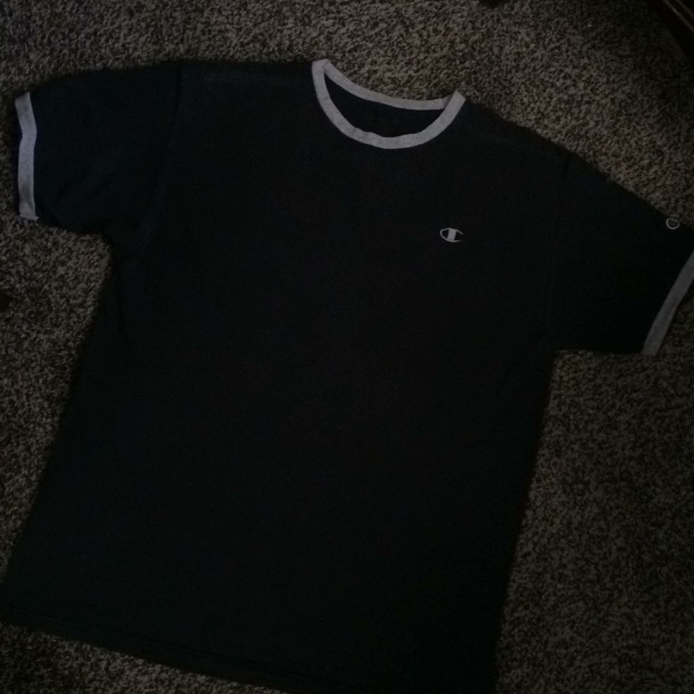 Men’s Champion tee